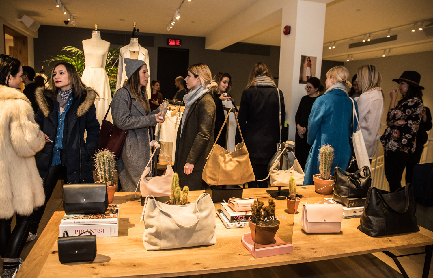 Aritzia dévoile sa fabuleuse collection Été 2016 aux fashionistas montréalaises