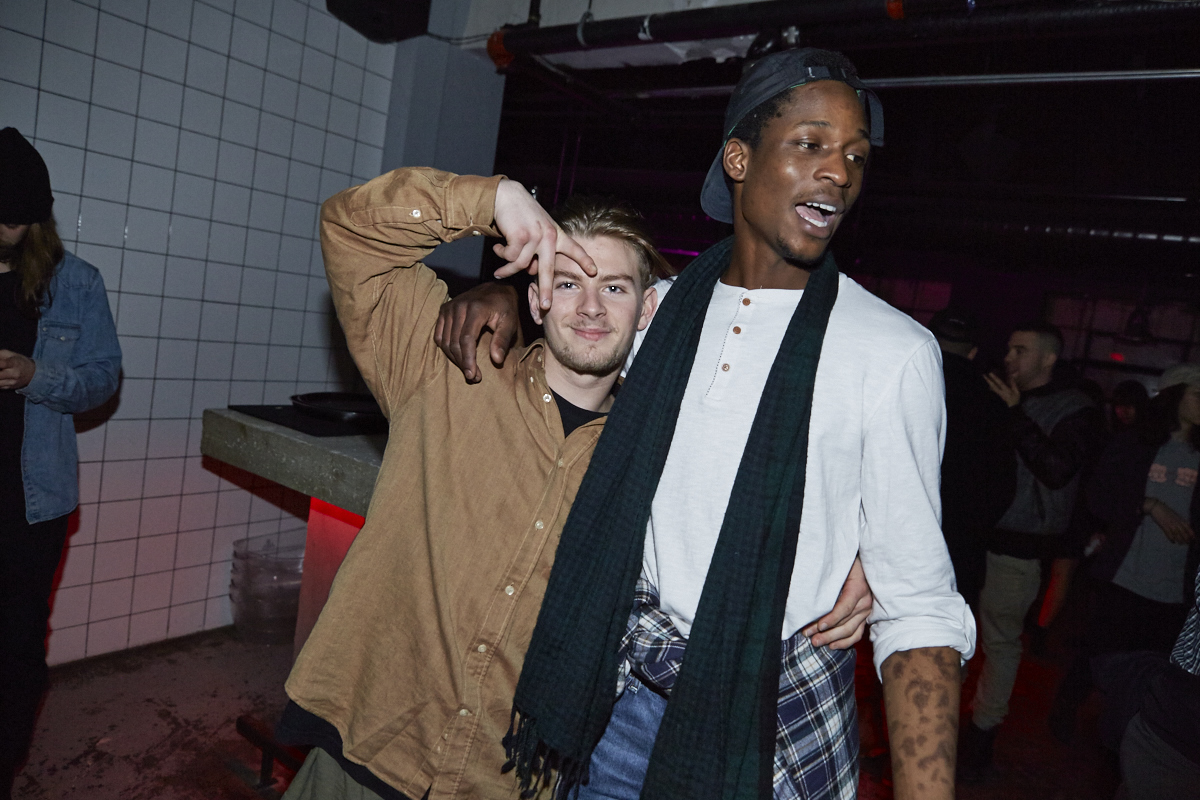 Des gens pas mal funky et de la musique éclatée au Newspeak samedi dernier