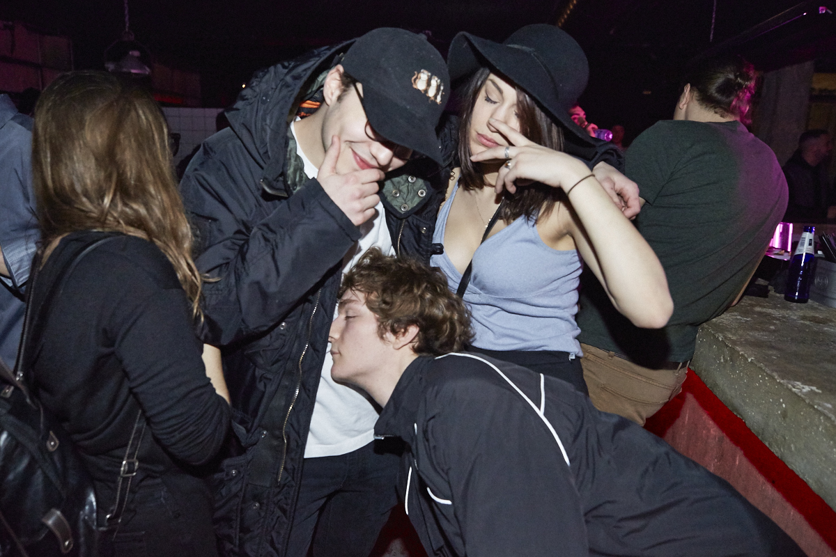 Des gens pas mal funky et de la musique éclatée au Newspeak samedi dernier