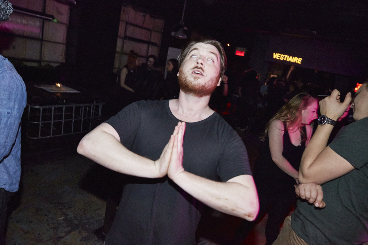 Des gens pas mal funky et de la musique éclatée au Newspeak samedi dernier