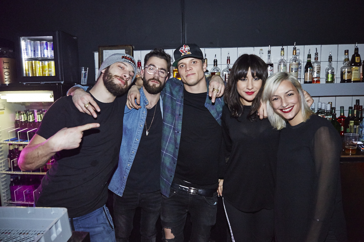 Des gens pas mal funky et de la musique éclatée au Newspeak samedi dernier