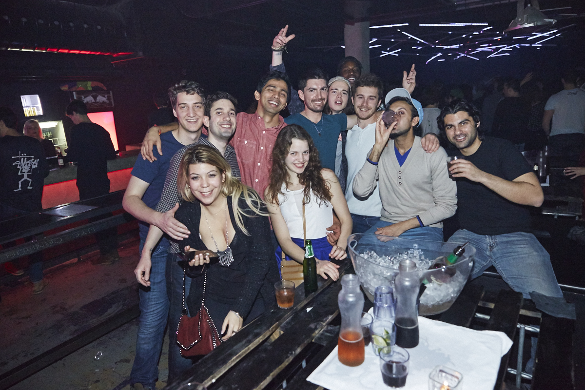 Des gens pas mal funky et de la musique éclatée au Newspeak samedi dernier