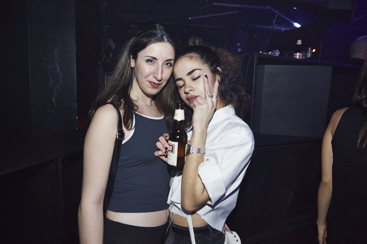 Des gens pas mal funky et de la musique éclatée au Newspeak samedi dernier