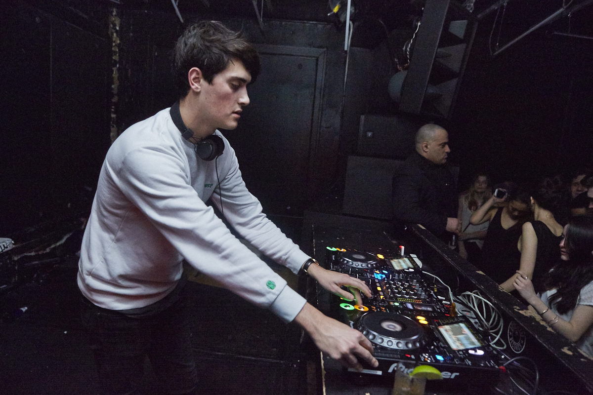 Des gens pas mal funky et de la musique éclatée au Newspeak samedi dernier