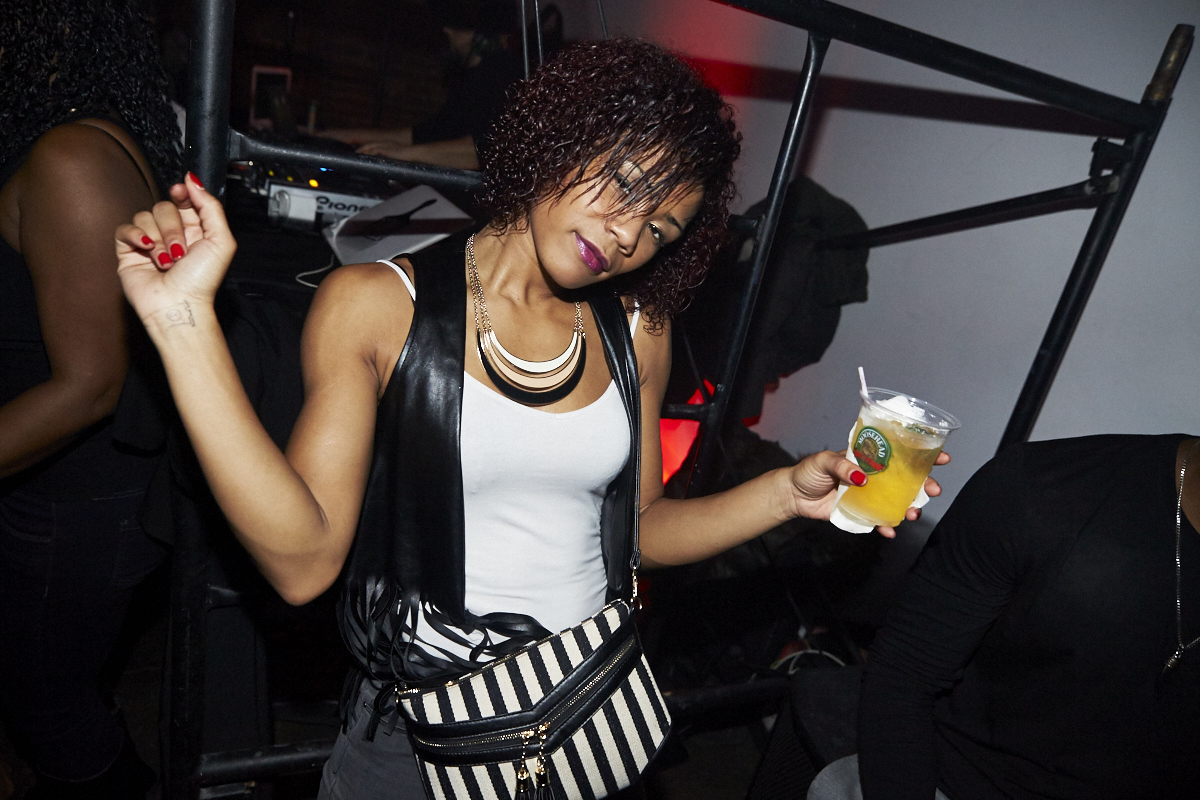 Les DJs Poirier, Mr. Touré! et Kyou ont fait danser le Artgang toute la nuit vendredi dernier