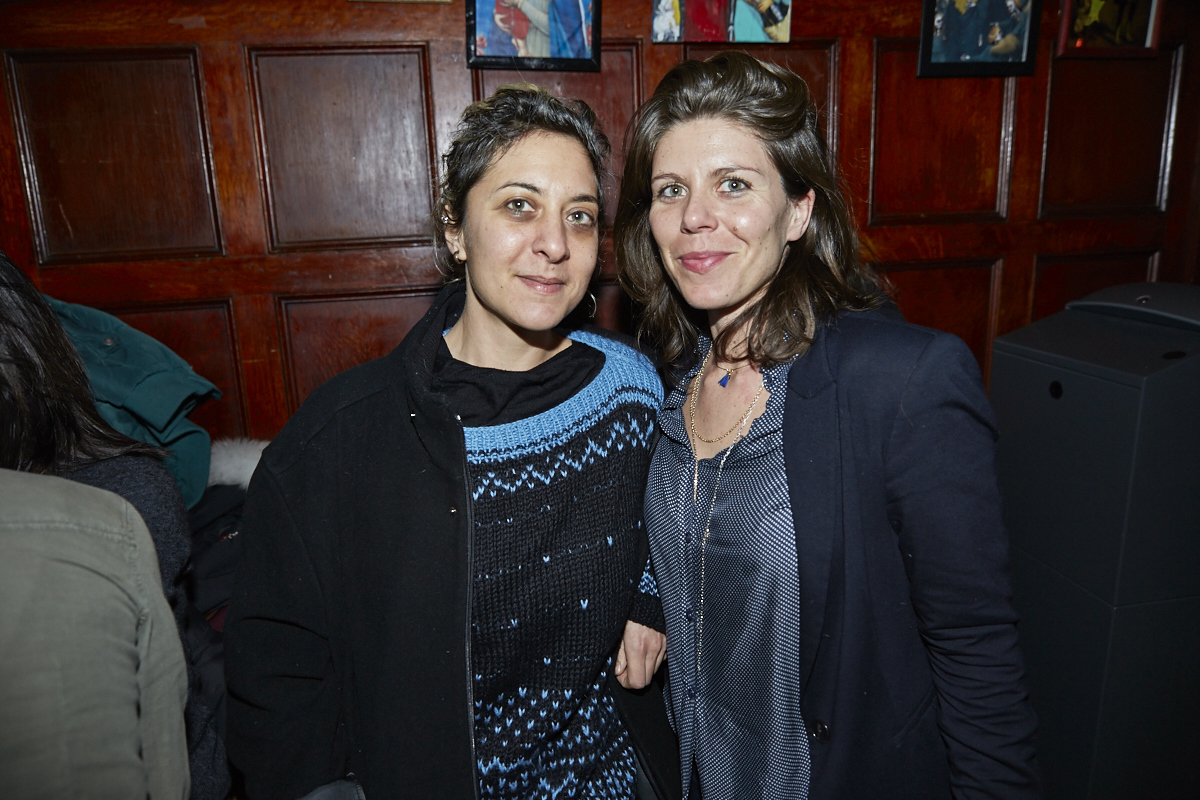 This is better than porn nous donne chaud avec son 3e recueil de textes et photos érotiques!