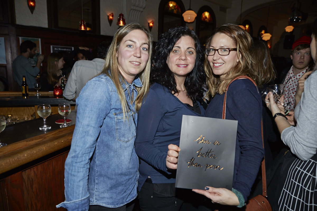 This is better than porn nous donne chaud avec son 3e recueil de textes et photos érotiques!