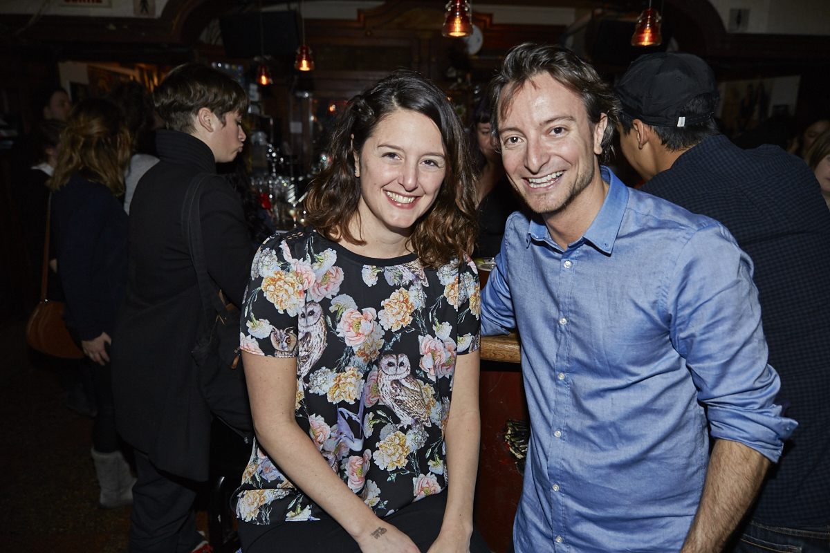 This is better than porn nous donne chaud avec son 3e recueil de textes et photos érotiques!