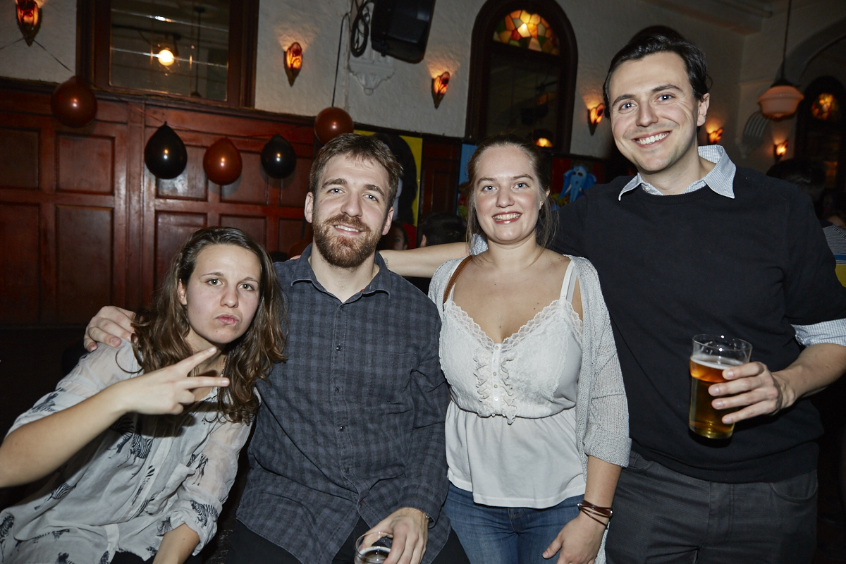 This is better than porn nous donne chaud avec son 3e recueil de textes et photos érotiques!