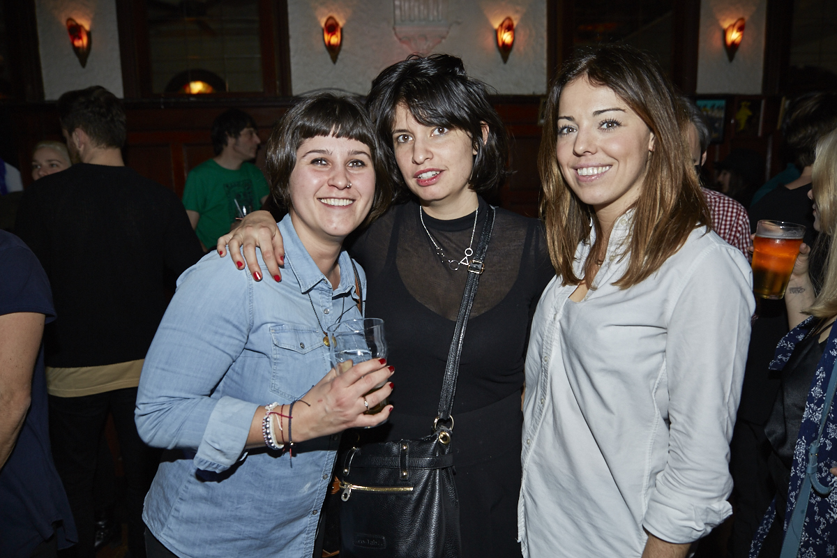 This is better than porn nous donne chaud avec son 3e recueil de textes et photos érotiques!