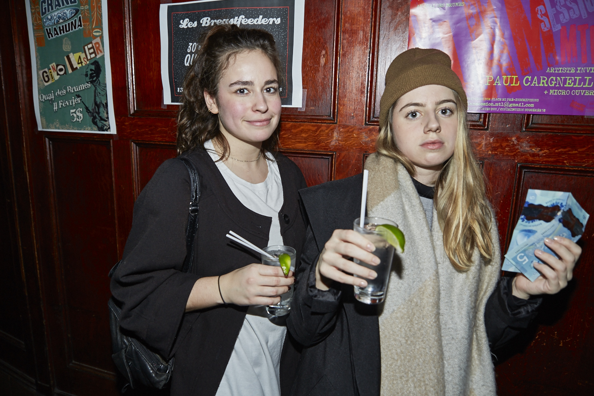 This is better than porn nous donne chaud avec son 3e recueil de textes et photos érotiques!