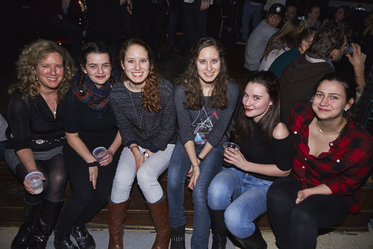 Les artistes émergents du label Coffee & Keys Record offrent un spectacle intime à la Vitrola