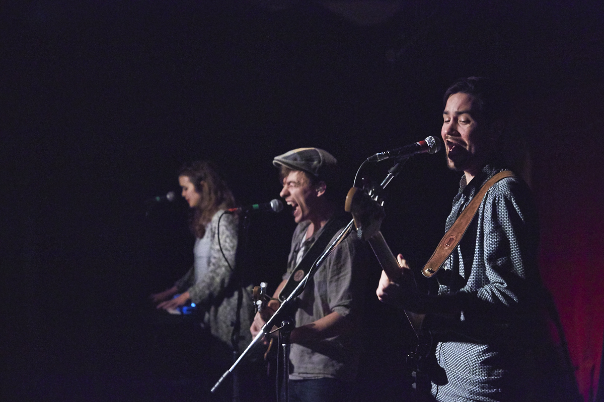 Les artistes émergents du label Coffee & Keys Record offrent un spectacle intime à la Vitrola