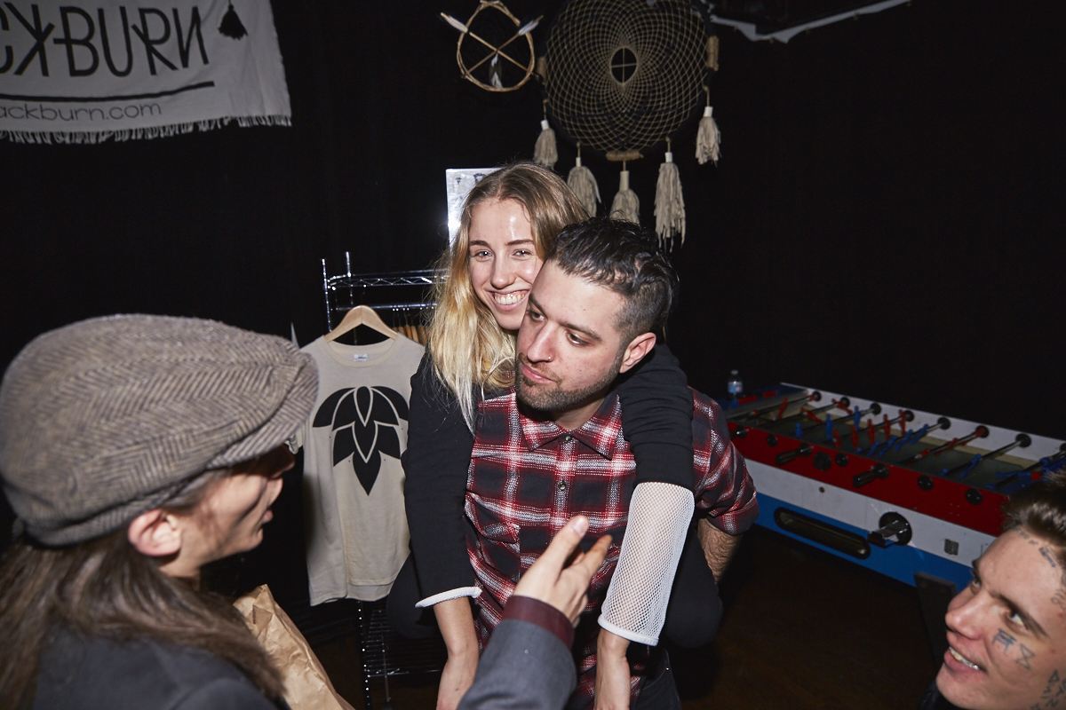 Les artistes émergents du label Coffee & Keys Record offrent un spectacle intime à la Vitrola