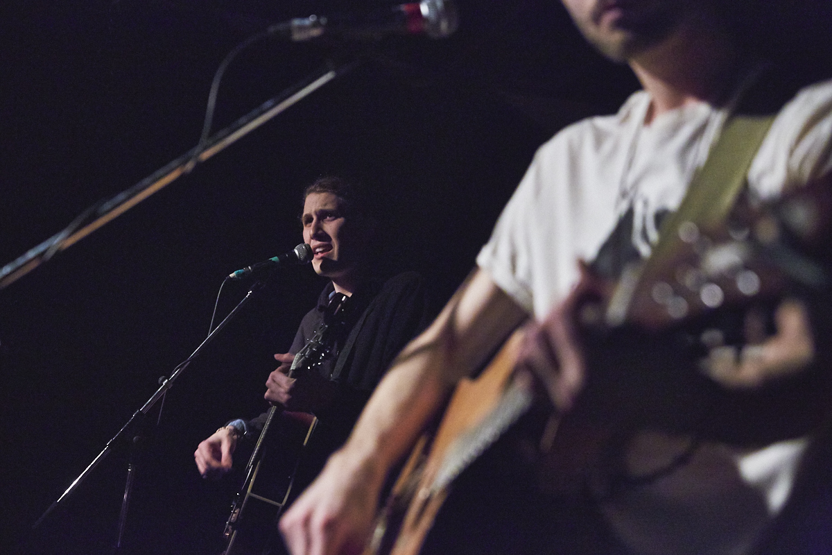 Les artistes émergents du label Coffee & Keys Record offrent un spectacle intime à la Vitrola
