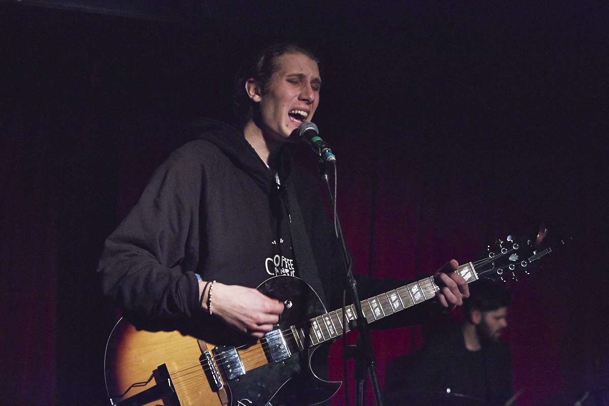 Les artistes émergents du label Coffee & Keys Record offrent un spectacle intime à la Vitrola