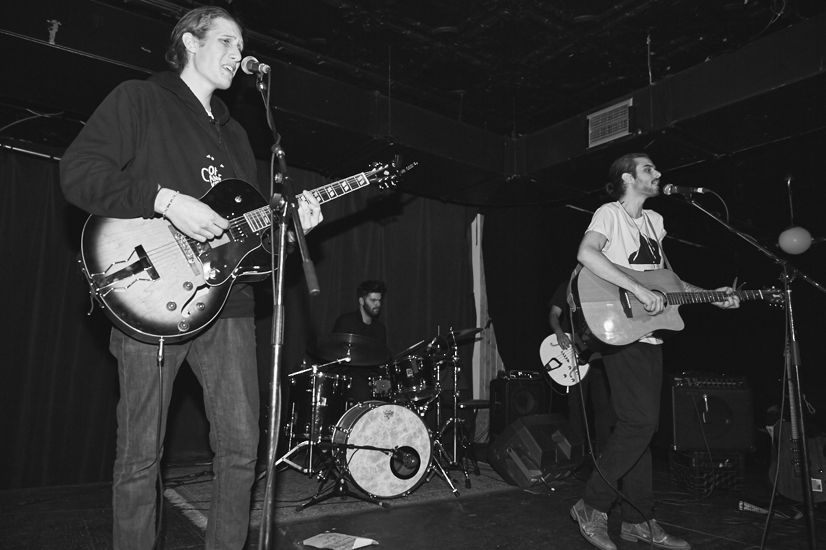 Les artistes émergents du label Coffee & Keys Record offrent un spectacle intime à la Vitrola