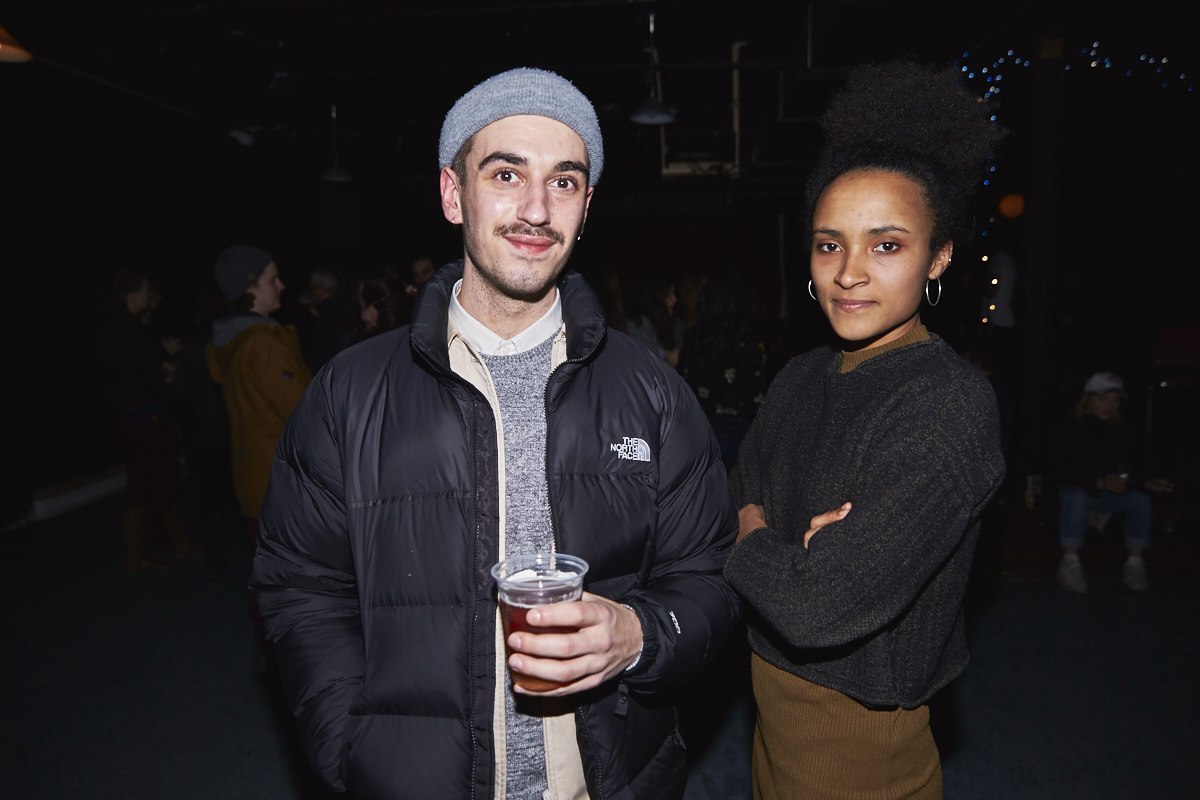 Les artistes émergents du label Coffee & Keys Record offrent un spectacle intime à la Vitrola