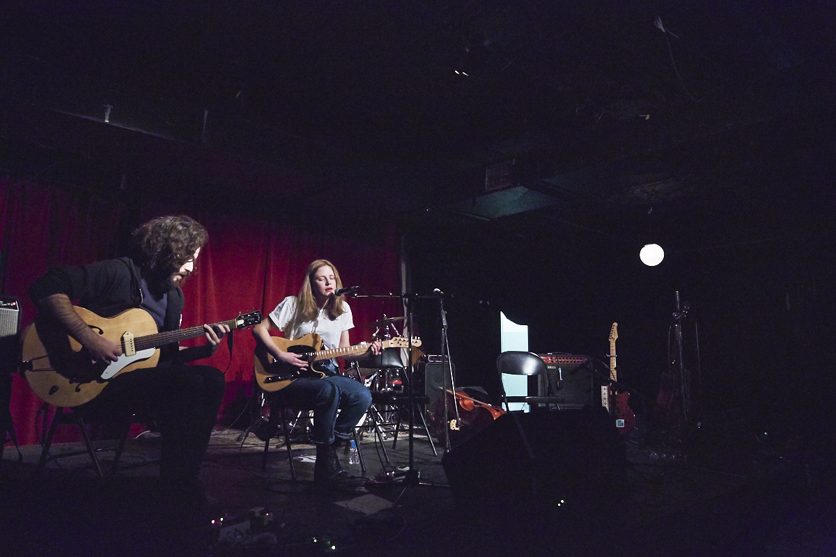 Les artistes émergents du label Coffee & Keys Record offrent un spectacle intime à la Vitrola