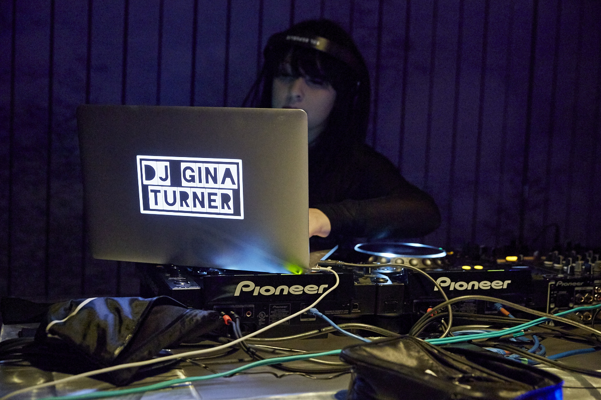 « Pré-drink » de IGLOOFEST à l'hôtel W Montréal vendredi soir avec Gina Turner