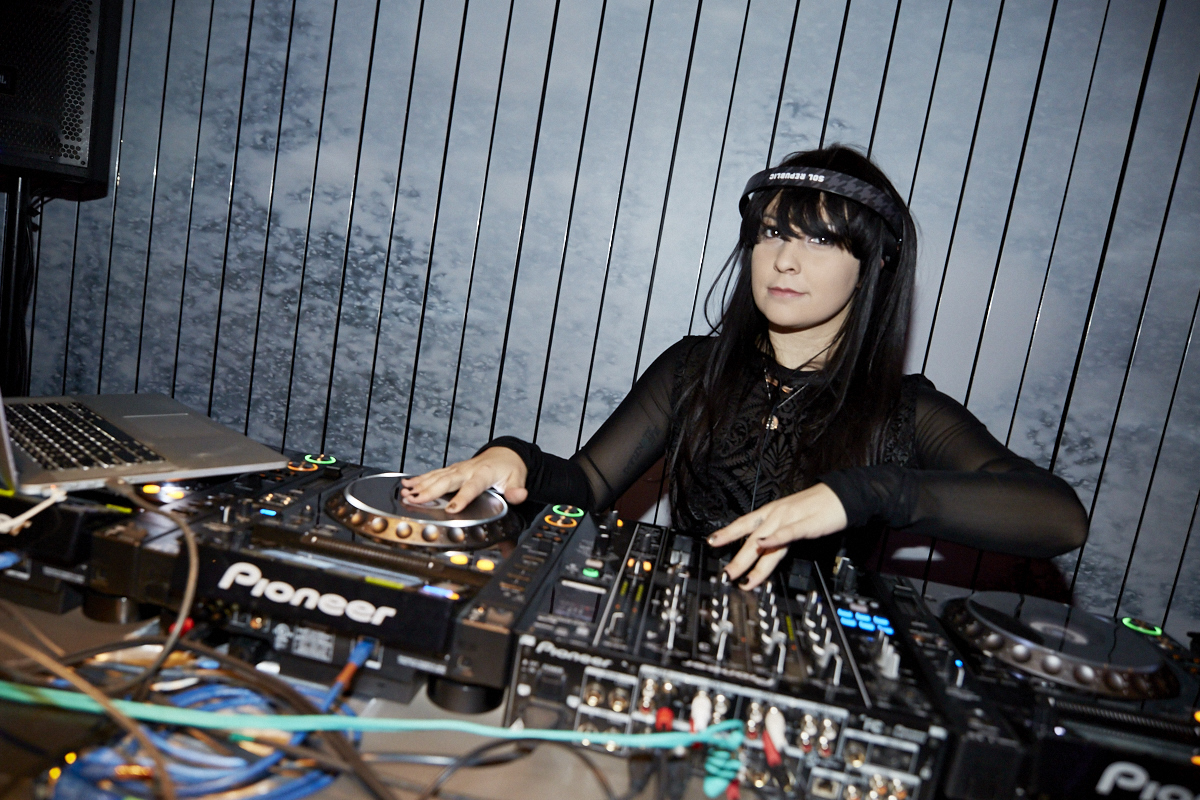 « Pré-drink » de IGLOOFEST à l'hôtel W Montréal vendredi soir avec Gina Turner