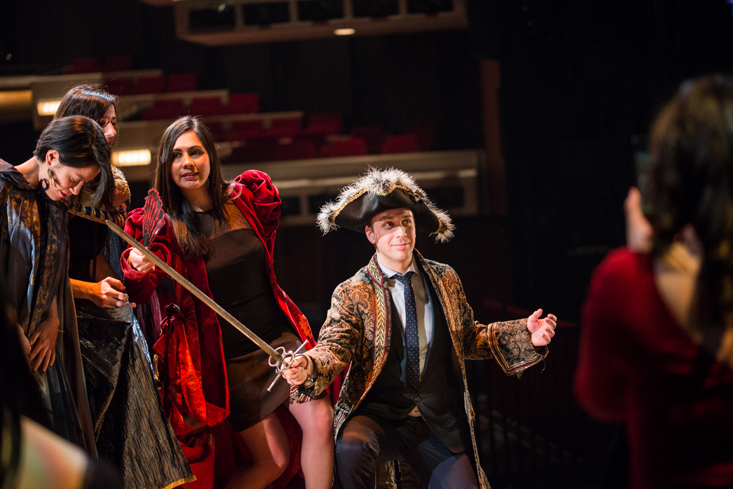 Champagne et féerie pendant La Nuit à l'Opéra à la Salle Wilfrid-Pelletier