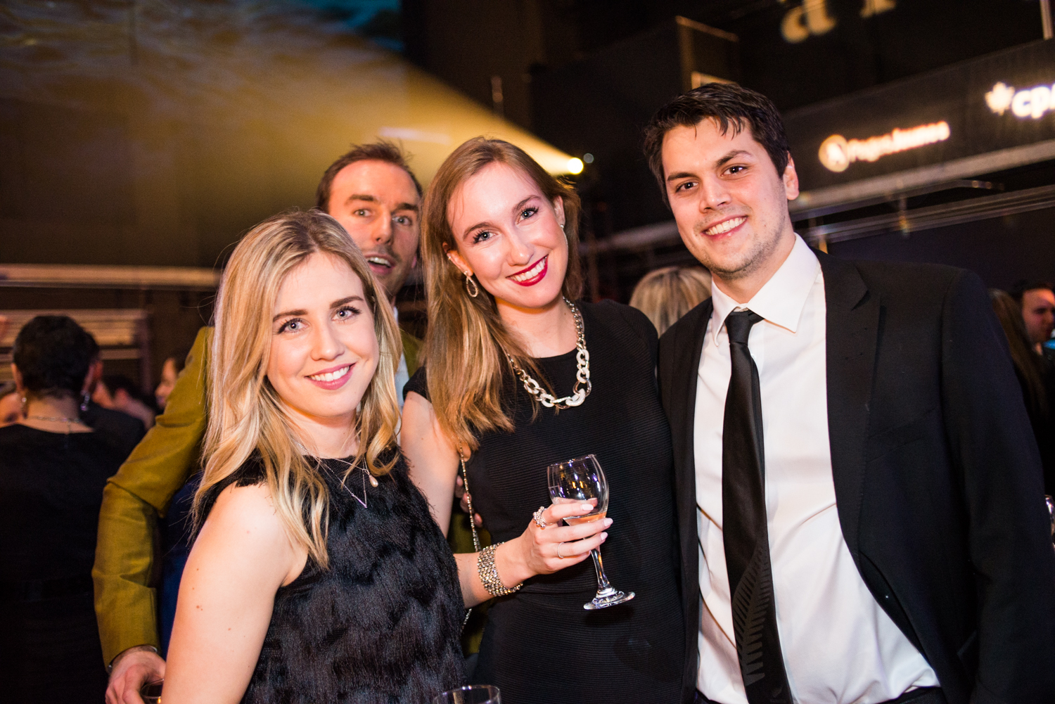 Champagne et féerie pendant La Nuit à l'Opéra à la Salle Wilfrid-Pelletier