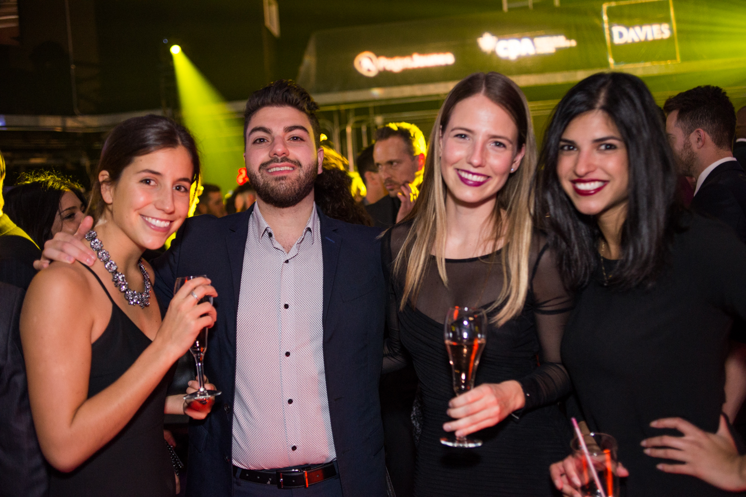 Champagne et féerie pendant La Nuit à l'Opéra à la Salle Wilfrid-Pelletier