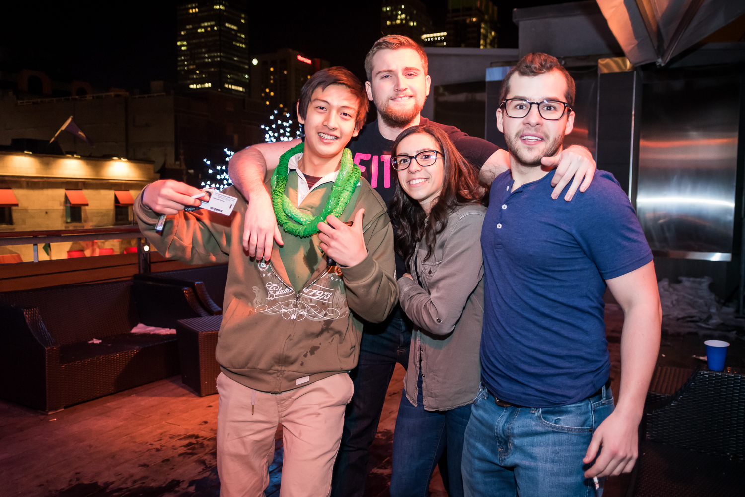 Party de la St-Patrick sur le toit du Newtown avec folle vue sur le centre-ville!