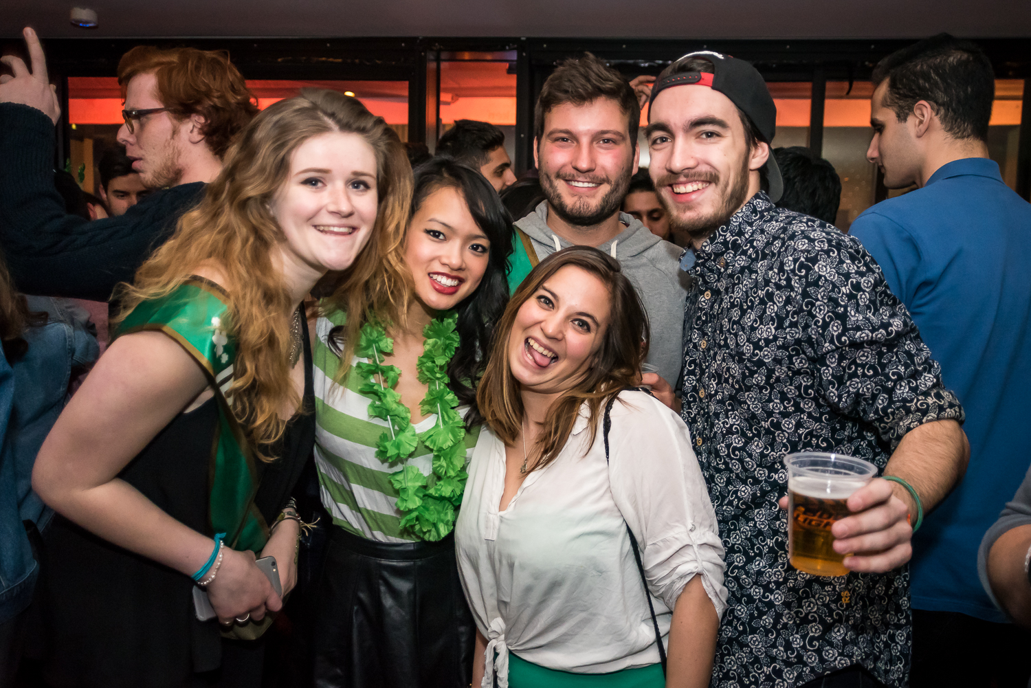 Party de la St-Patrick sur le toit du Newtown avec folle vue sur le centre-ville!