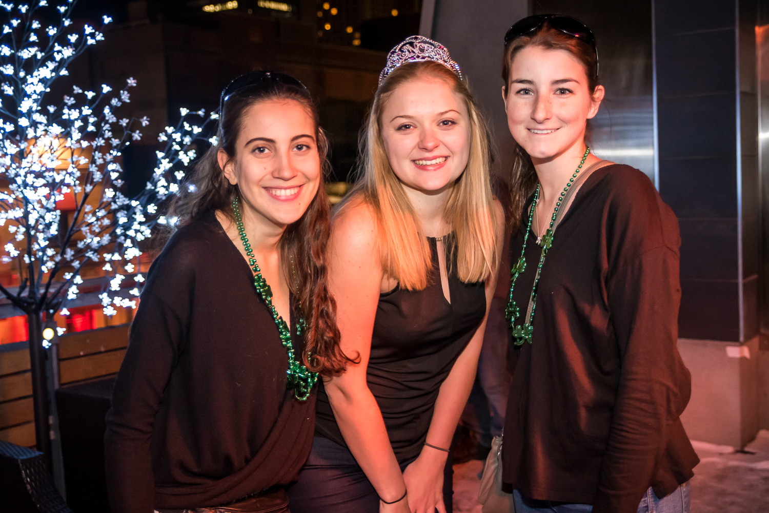 Party de la St-Patrick sur le toit du Newtown avec folle vue sur le centre-ville!