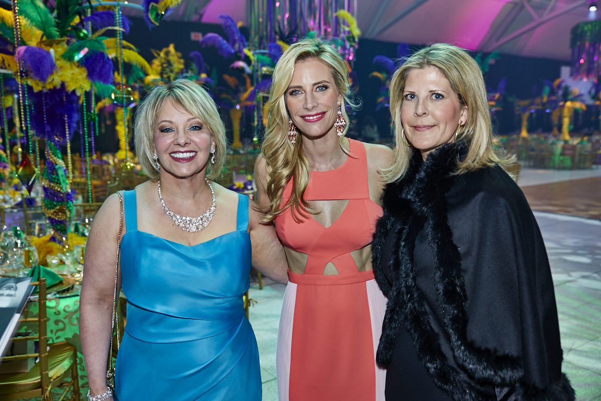 Bal de la Jonquille 2016: plumes, perles, masques pour une soirée Mardi Gras complètement folle