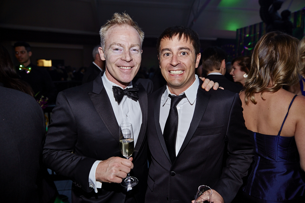 Bal de la Jonquille 2016: plumes, perles, masques pour une soirée Mardi Gras complètement folle