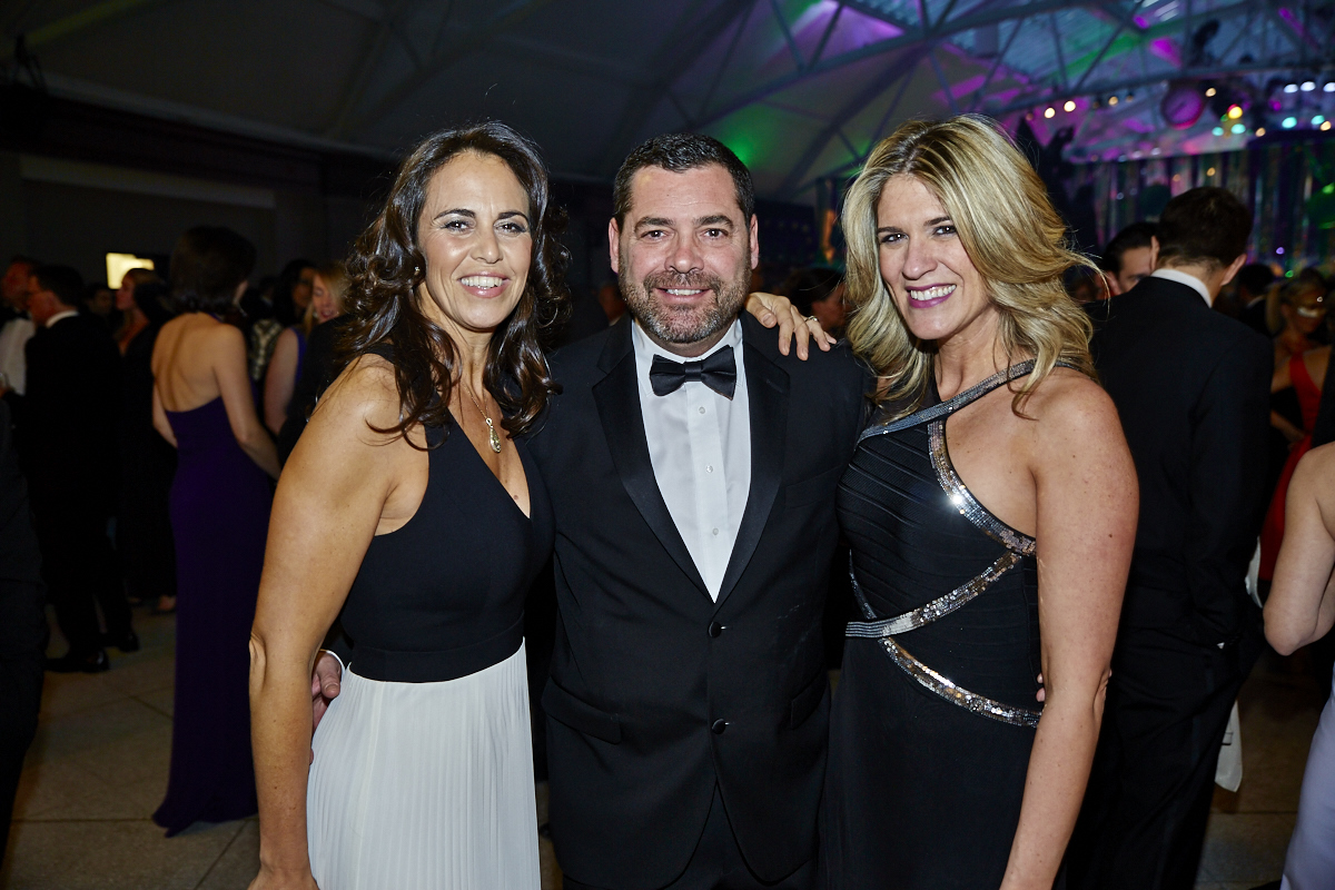 Bal de la Jonquille 2016: plumes, perles, masques pour une soirée Mardi Gras complètement folle