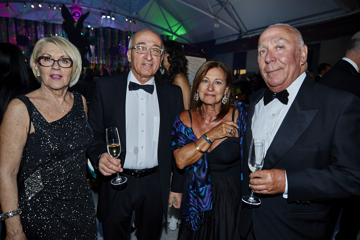 Bal de la Jonquille 2016: plumes, perles, masques pour une soirée Mardi Gras complètement folle