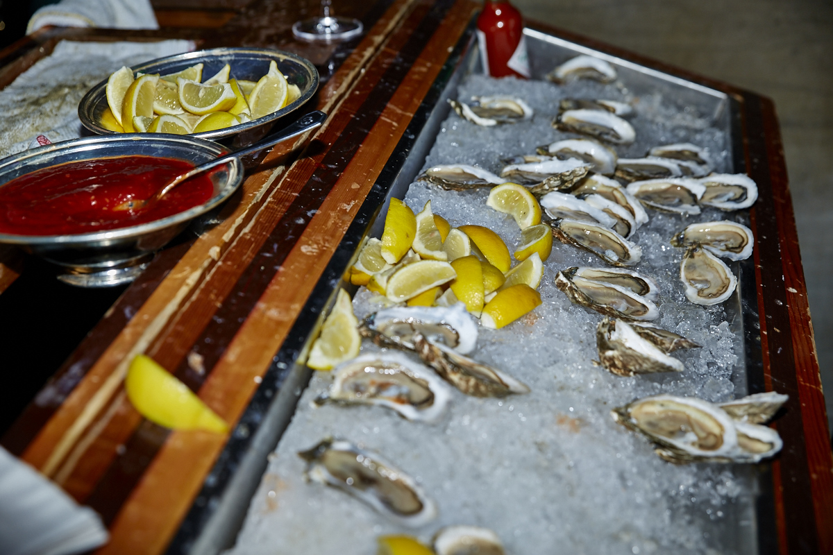 Bal de la Jonquille 2016: plumes, perles, masques pour une soirée Mardi Gras complètement folle