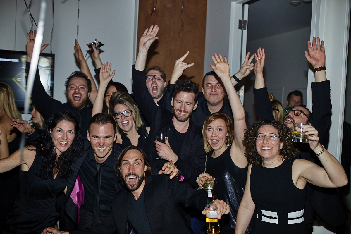 Bal en noir 2016: ambiance mystérieuse et sexy aux Entrepôts Dominion hier