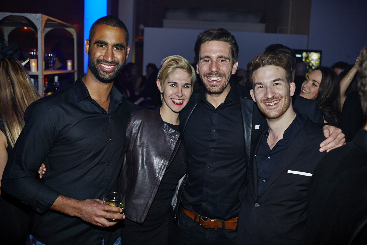 Bal en noir 2016: ambiance mystérieuse et sexy aux Entrepôts Dominion hier