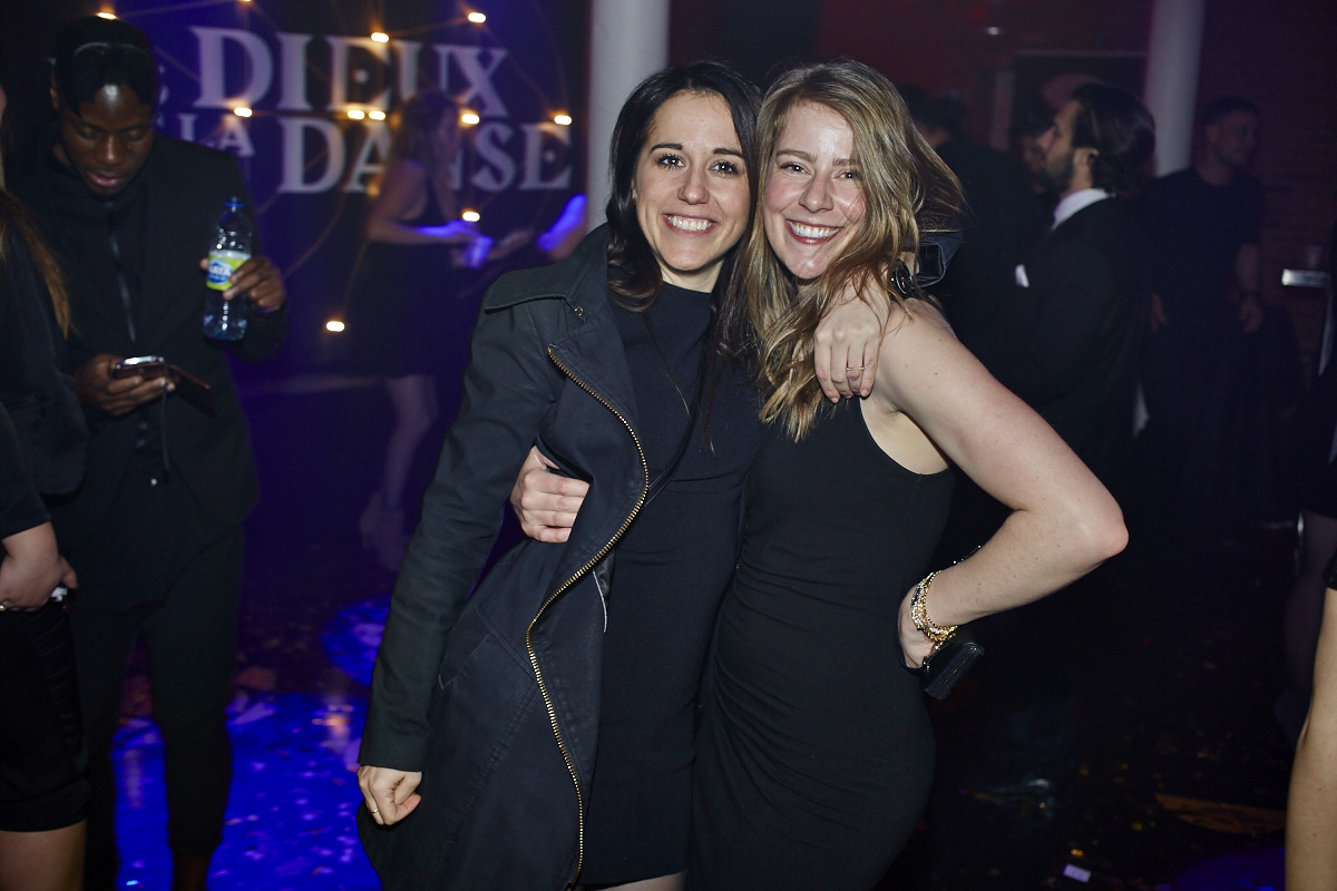 Bal en noir 2016: ambiance mystérieuse et sexy aux Entrepôts Dominion hier