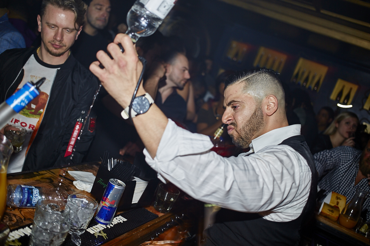 Ambiance chaude pour le 2e anniversaire des « Bazaar Wednesdays » au Club Peopl avec DJ Skratch Bastid