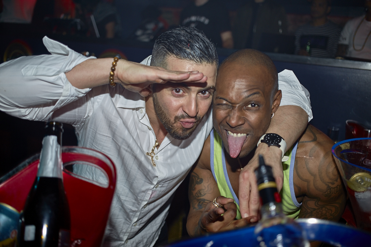 Ambiance chaude pour le 2e anniversaire des « Bazaar Wednesdays » au Club Peopl avec DJ Skratch Bastid