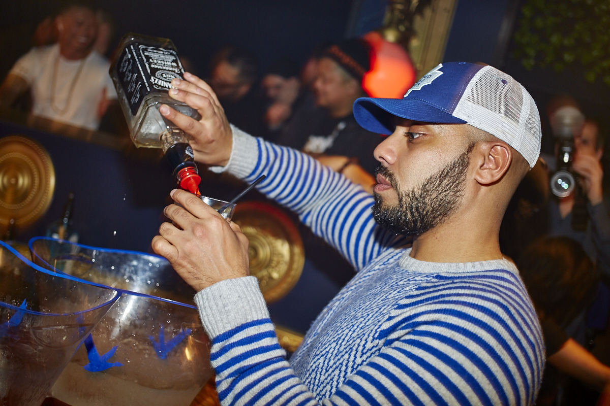 Ambiance chaude pour le 2e anniversaire des « Bazaar Wednesdays » au Club Peopl avec DJ Skratch Bastid