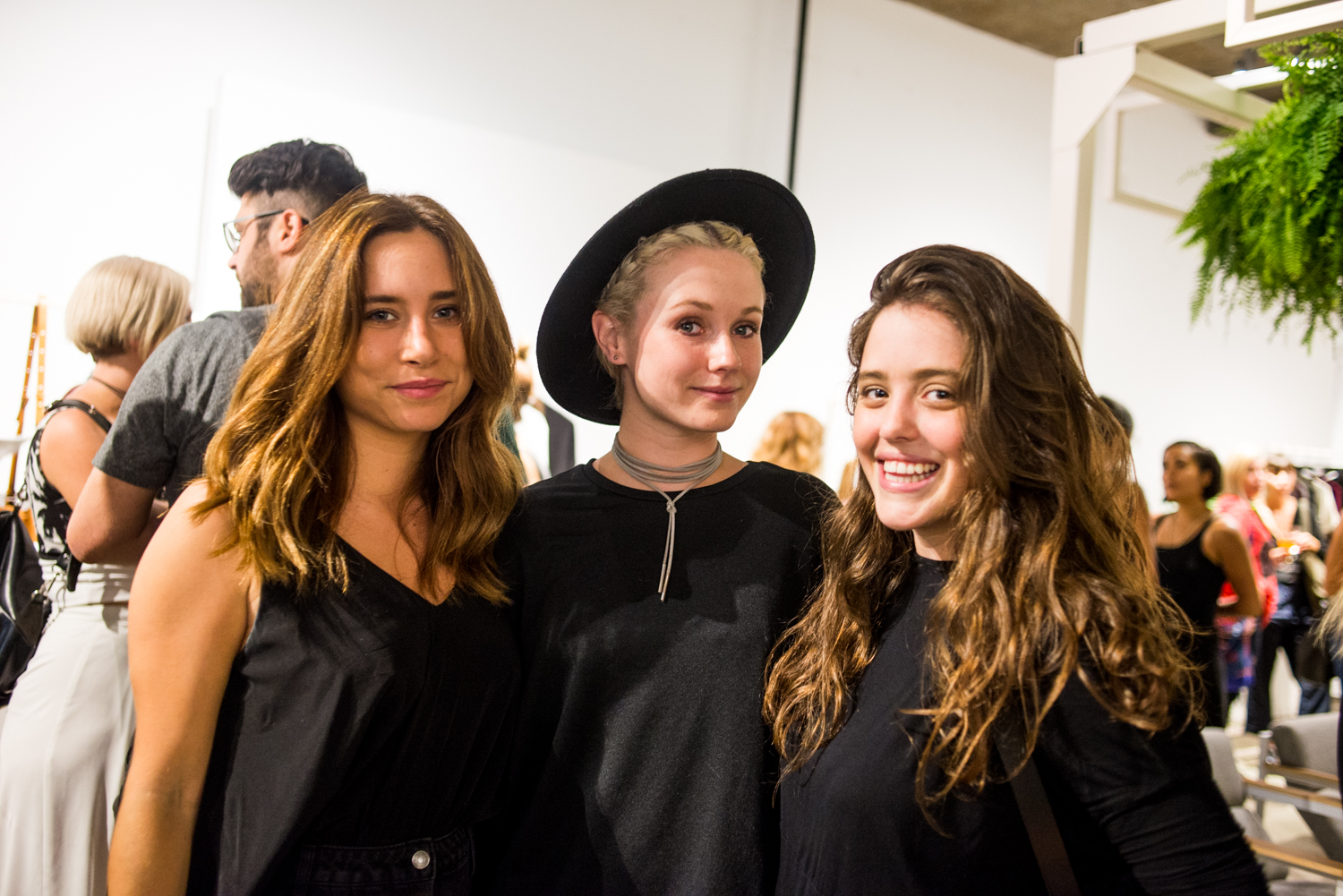 Frank + Oak lance une première collection pour femmes très (trop?) sobre