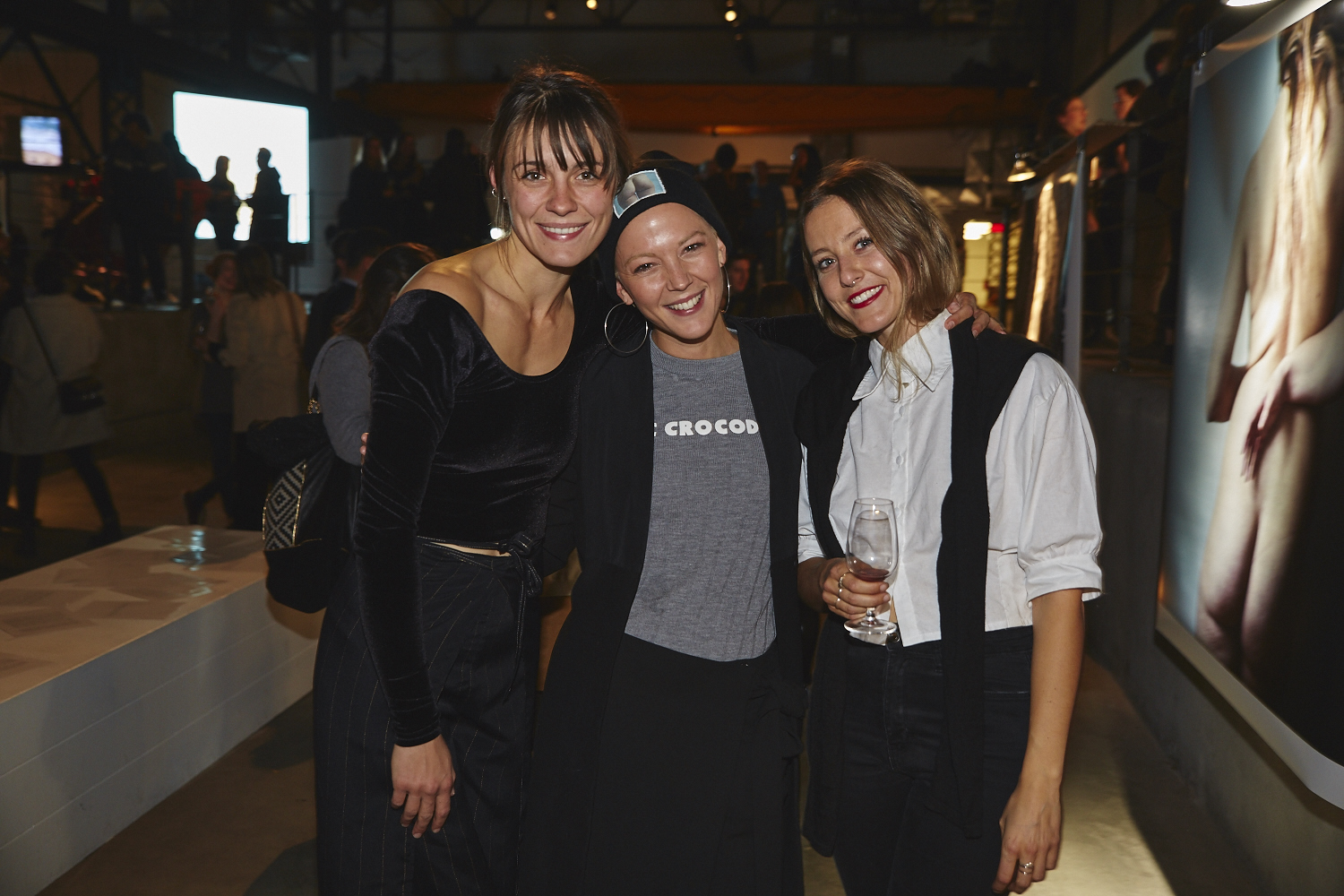 250 belles paires de fesses rassemblées à l'Arsenal hier soir!