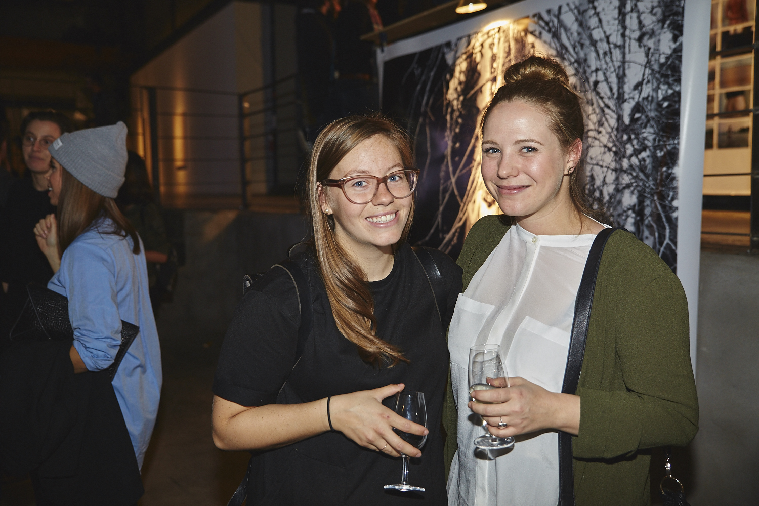 250 belles paires de fesses rassemblées à l'Arsenal hier soir!
