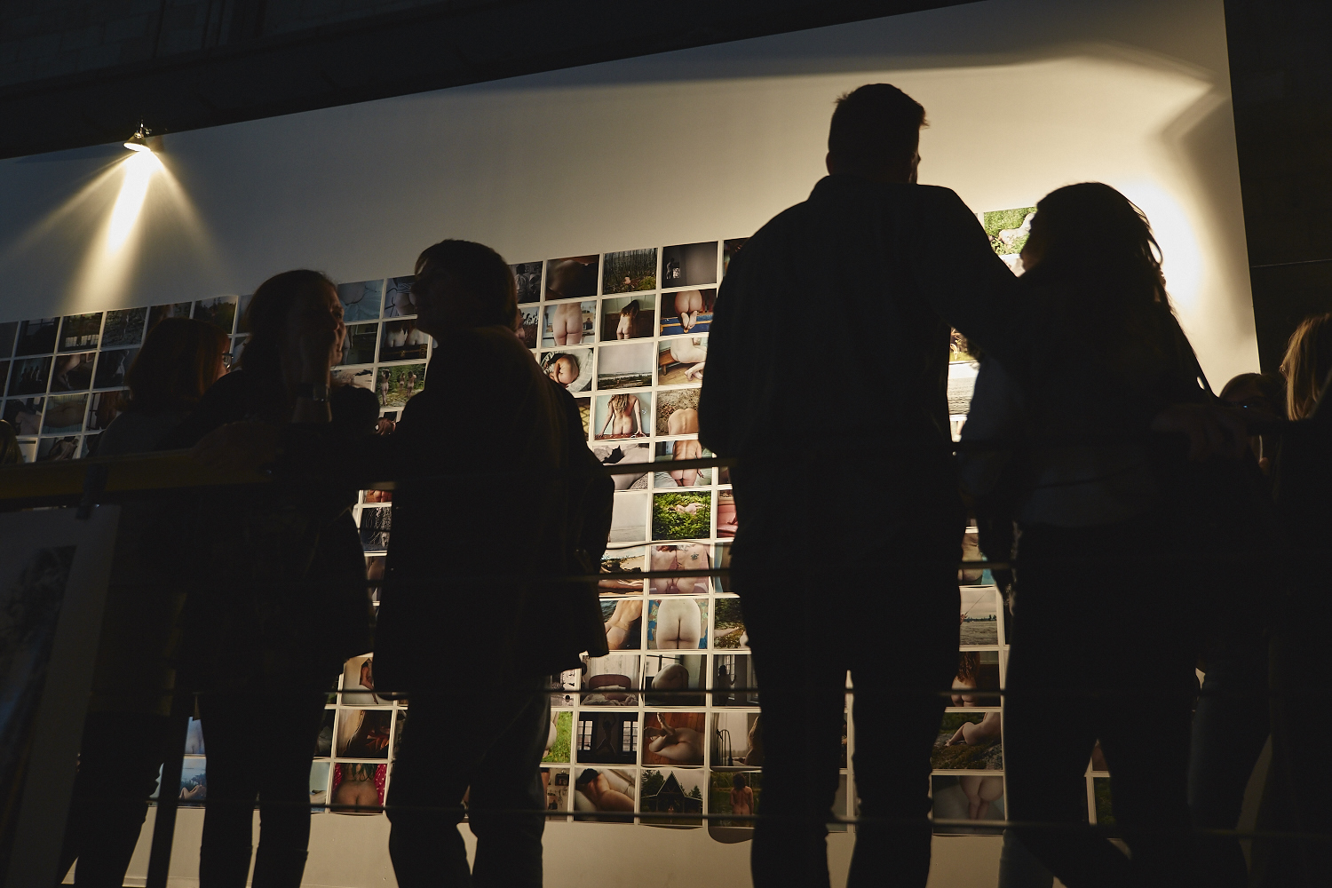 250 belles paires de fesses rassemblées à l'Arsenal hier soir!