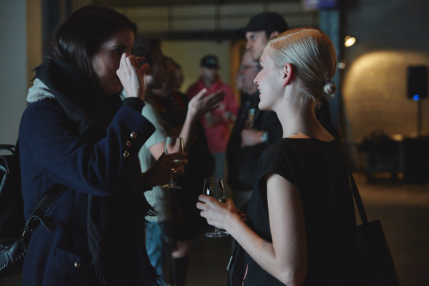 250 belles paires de fesses rassemblées à l'Arsenal hier soir!