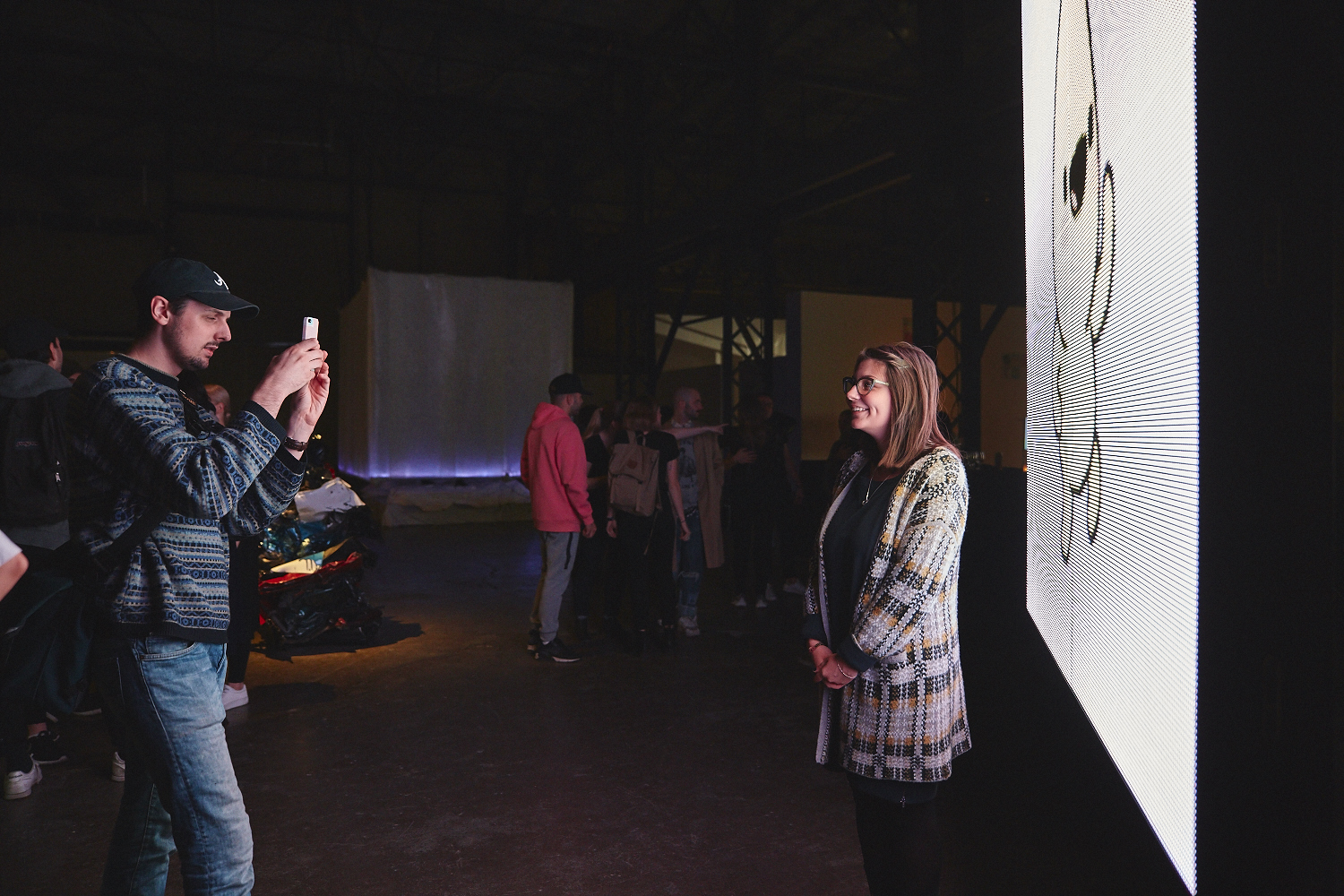 250 belles paires de fesses rassemblées à l'Arsenal hier soir!