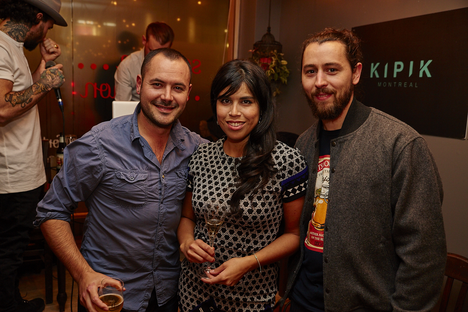 Soirée de lancement épicée et ensoleillée pour la sauce montréalaise KIPIK