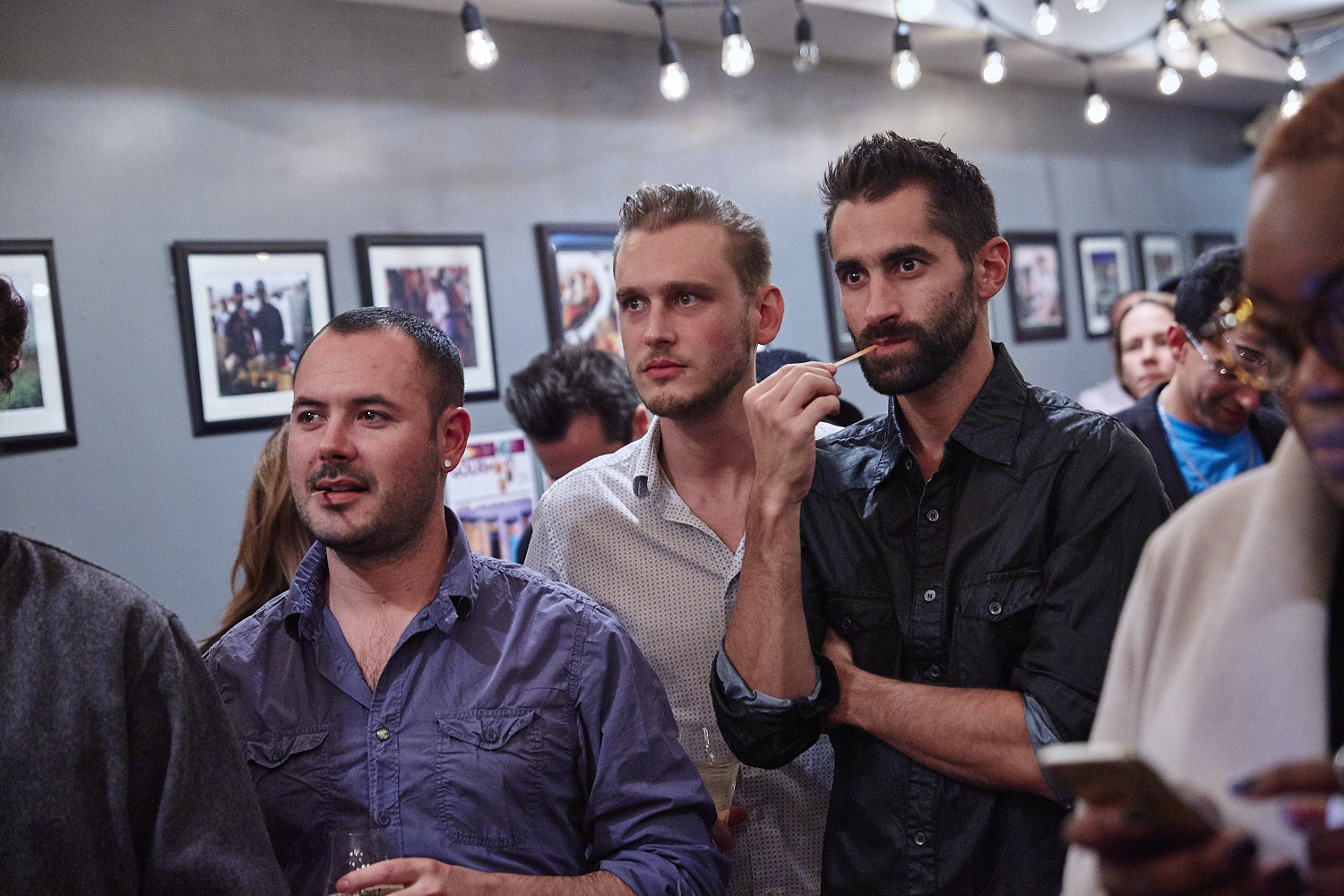 Soirée de lancement épicée et ensoleillée pour la sauce montréalaise KIPIK